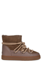 Load image into Gallery viewer, Snow boots with laces