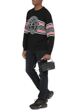Load image into Gallery viewer, Crew-neck wool sweater