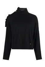Load image into Gallery viewer, Crisopa wool turtleneck sweater