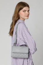 Load image into Gallery viewer, Fleming quilted leather shoulder bag