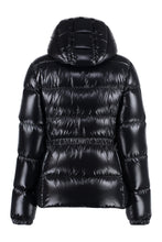 Load image into Gallery viewer, Flumet zip and snap button fastening down jacket