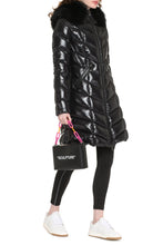Load image into Gallery viewer, Fulmarre hooded down jacket