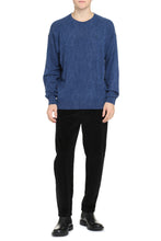 Load image into Gallery viewer, Crew-neck wool sweater