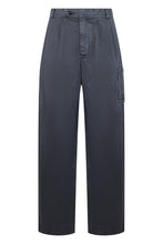 Load image into Gallery viewer, Cargo pants in cotton blend