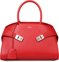Load image into Gallery viewer, Hug S leather handbag