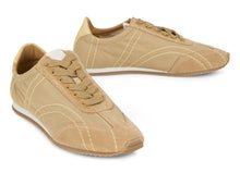 Load image into Gallery viewer, Sneakers with contrasting sole