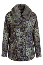 Load image into Gallery viewer, Jacket with floral pattern
