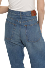 Load image into Gallery viewer, Wide-leg jeans