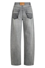 Load image into Gallery viewer, Loose Jeans
