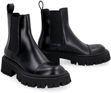 Load image into Gallery viewer, Tractor leather ankle boots