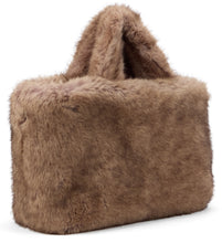 Load image into Gallery viewer, Livi tote bag in synthetic fur
