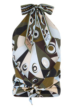 Load image into Gallery viewer, Sleeveless top with print