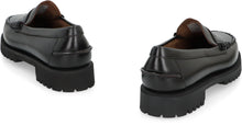 Load image into Gallery viewer, Moccasins Dan Lug in Leather