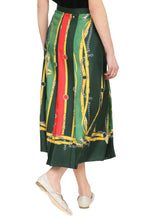 Load image into Gallery viewer, Printed pleated skirt