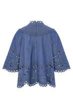 Load image into Gallery viewer, Blouse with wide sleeves