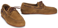Load image into Gallery viewer, Boat shoes in suede