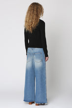 Load image into Gallery viewer, Wool blend sweater