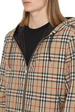 Load image into Gallery viewer, Reversible windbreaker-jacket