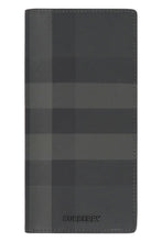 Load image into Gallery viewer, Continental wallet with check motif