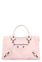 Load image into Gallery viewer, Little Leather Bag in the City