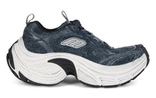 Load image into Gallery viewer, Sport shoes with a curved sole