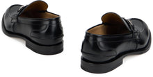 Load image into Gallery viewer, Leather loafer with clasp