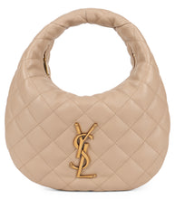 Load image into Gallery viewer, Icarino handbag in quilted nappa