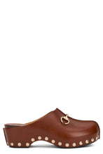 Load image into Gallery viewer, Leather clogs with buckle