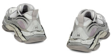 Load image into Gallery viewer, Sneakers with sturdy sole