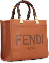 Load image into Gallery viewer, Sunshine small leather handbag