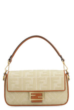 Load image into Gallery viewer, Baguette raffia handbag