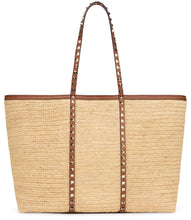 Load image into Gallery viewer, Rockstud bag in raffia