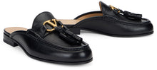 Load image into Gallery viewer, Loafers VLogo in leather