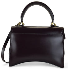 Load image into Gallery viewer, Hourglass Avenue Small handbag in leather