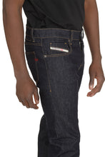 Load image into Gallery viewer, 2019 D-Strukt slim fit jeans