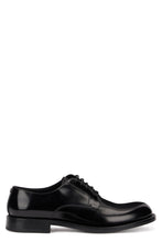 Load image into Gallery viewer, Derby moccasin in shiny leather