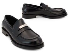 Load image into Gallery viewer, Leather loafers