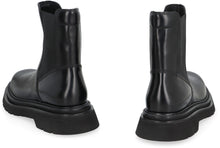 Load image into Gallery viewer, Leather Chelsea boots