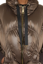 Load image into Gallery viewer, Puff Khris Cloud hooded down jacket