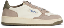 Load image into Gallery viewer, Sneakers with comfortable sole