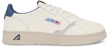 Load image into Gallery viewer, Low-top sneakers Medalist