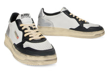 Load image into Gallery viewer, Sneakers with high sole