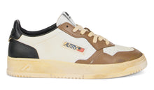 Load image into Gallery viewer, Sneakers with high sole