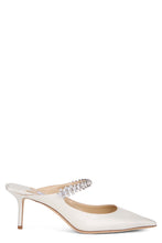 Load image into Gallery viewer, Pointed décolletage with rhinestones