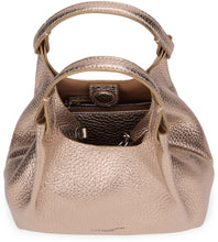 Load image into Gallery viewer, Dua leather handbag