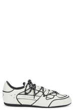 Load image into Gallery viewer, Sneaker with contrast details