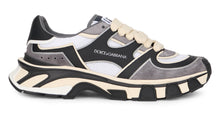Load image into Gallery viewer, Sneakers with sturdy sole