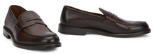Load image into Gallery viewer, Loafers in leather