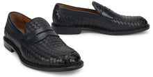 Load image into Gallery viewer, Woven leather moccasin