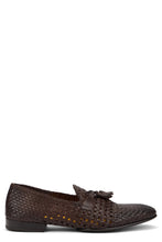 Load image into Gallery viewer, Woven leather moccasins